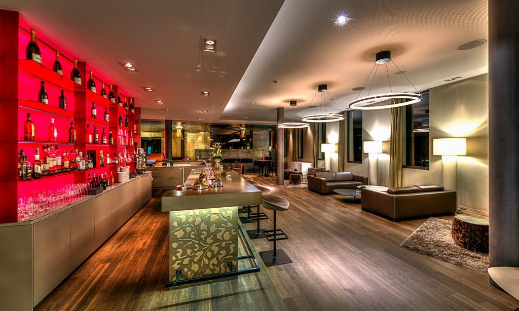 Small Luxury Hotel Wellnesshotel Golfpanorama Lipperswil Exterior photo