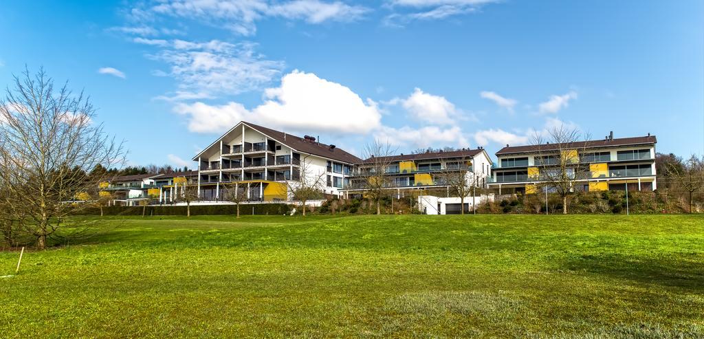 Small Luxury Hotel Wellnesshotel Golfpanorama Lipperswil Exterior photo
